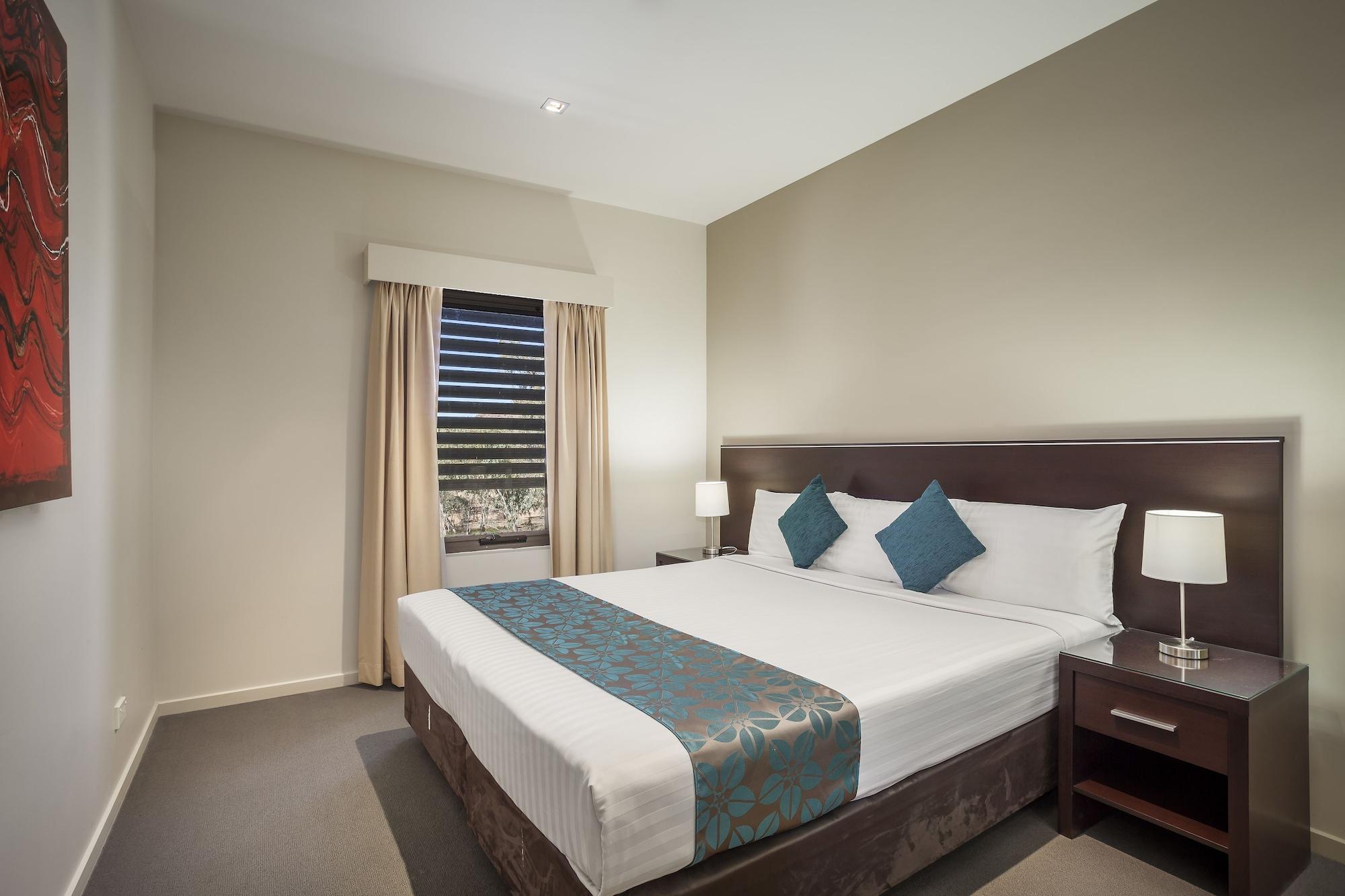 Quest Alice Springs Aparthotel Exterior photo