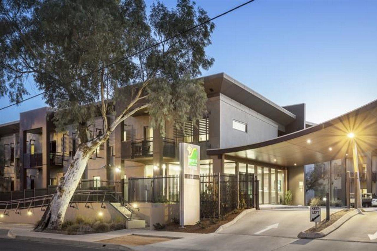 Quest Alice Springs Aparthotel Exterior photo