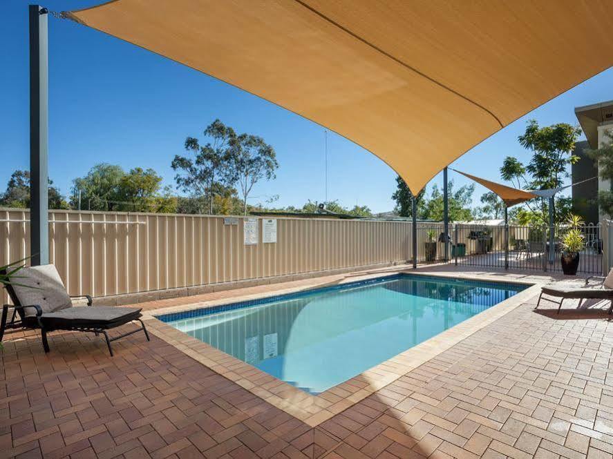 Quest Alice Springs Aparthotel Exterior photo